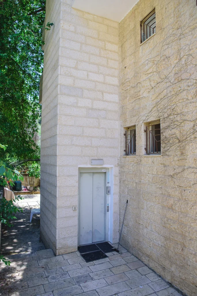 דן 23, ירושלים