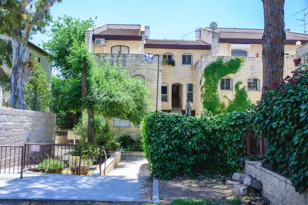 דן 23 — תמונה 3