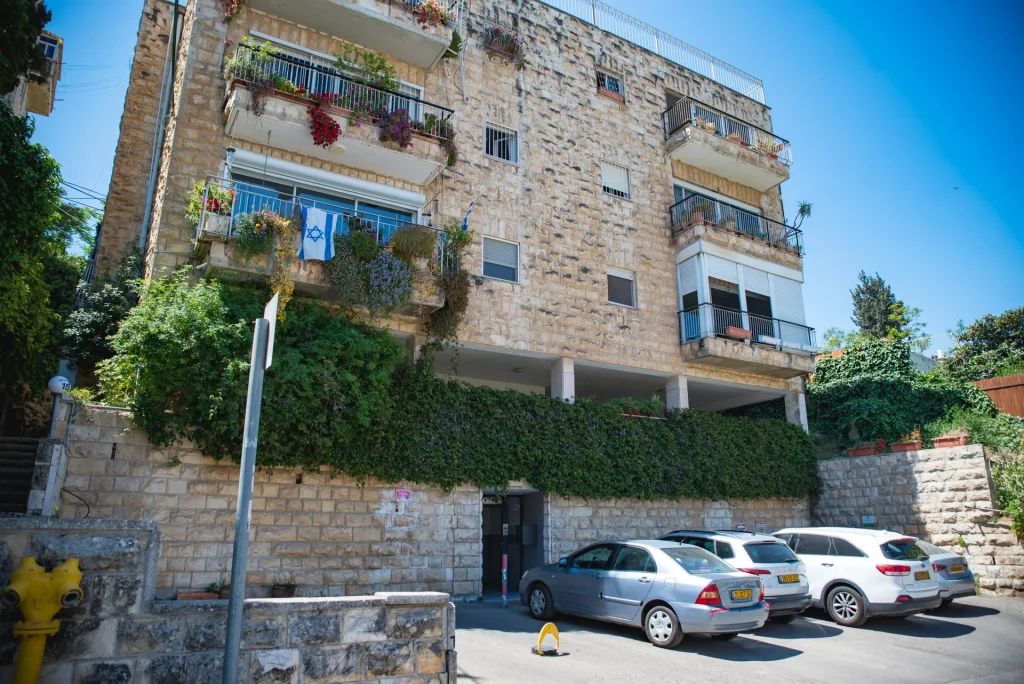 הבנאי 27 — תמונה 10