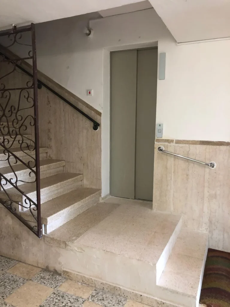 השרון 14 — תמונה 2