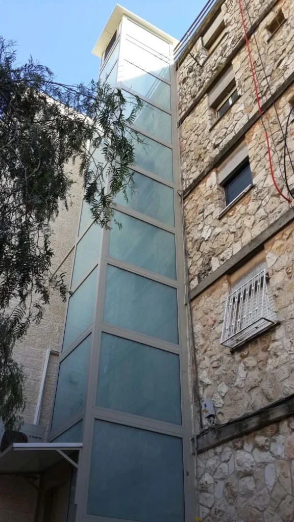 הפלמ״ח 32 — תמונה 2